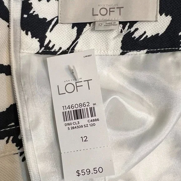 NWT LOFT Women's Pencil Skirt Dark Navy Geometric Size 12 Rayon Blend - Picture 3 of 7